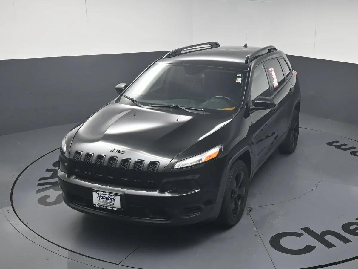 2016 Jeep Cherokee Altitude thumbnail 29