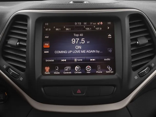 2016 Jeep Cherokee Limited thumbnail 13