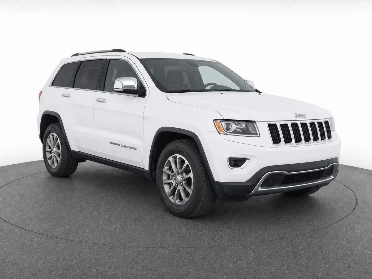 2016 Jeep Grand Cherokee Limited thumbnail 2