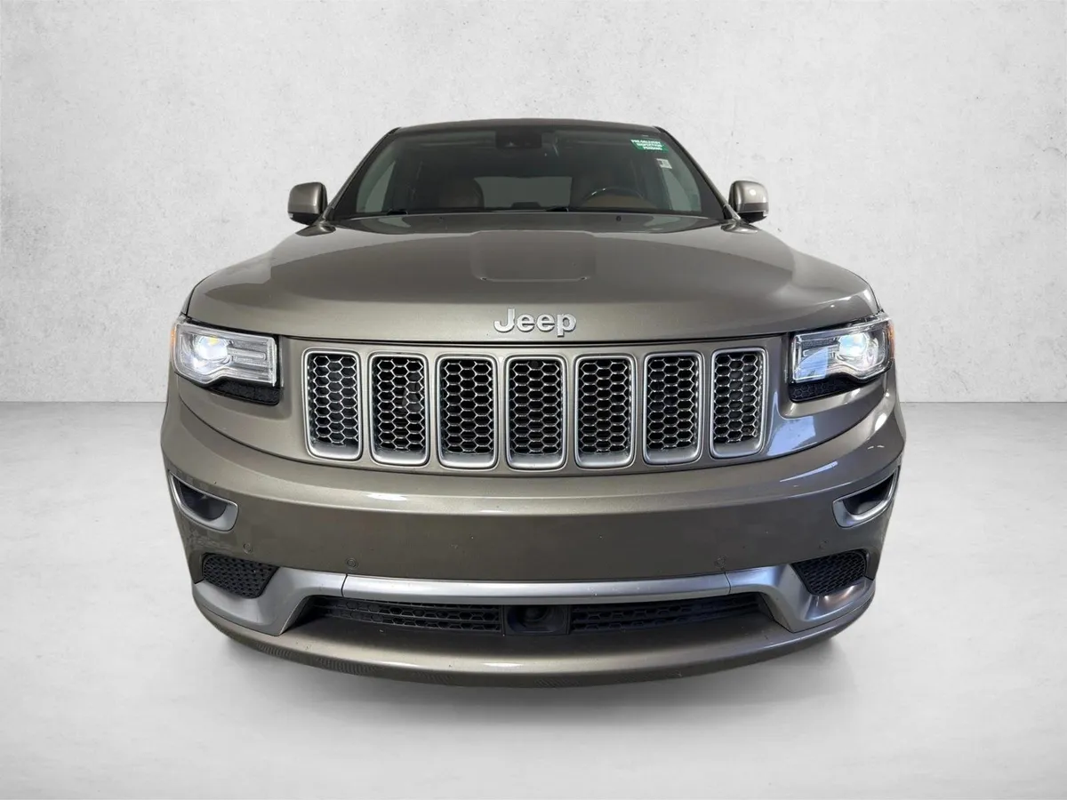 2016 Jeep Grand Cherokee Summit thumbnail 10