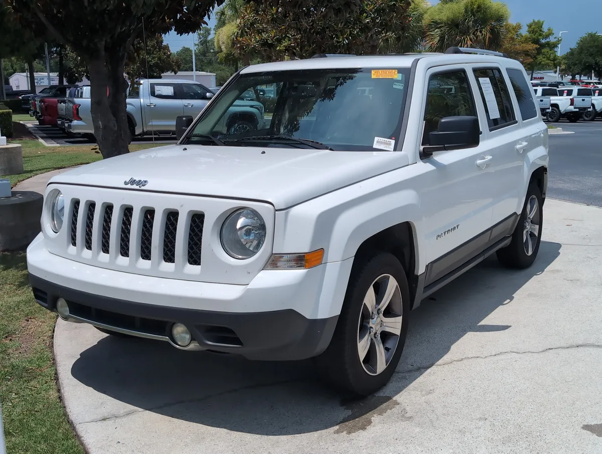 2016 Jeep Patriot High Altitude Edition thumbnail 4