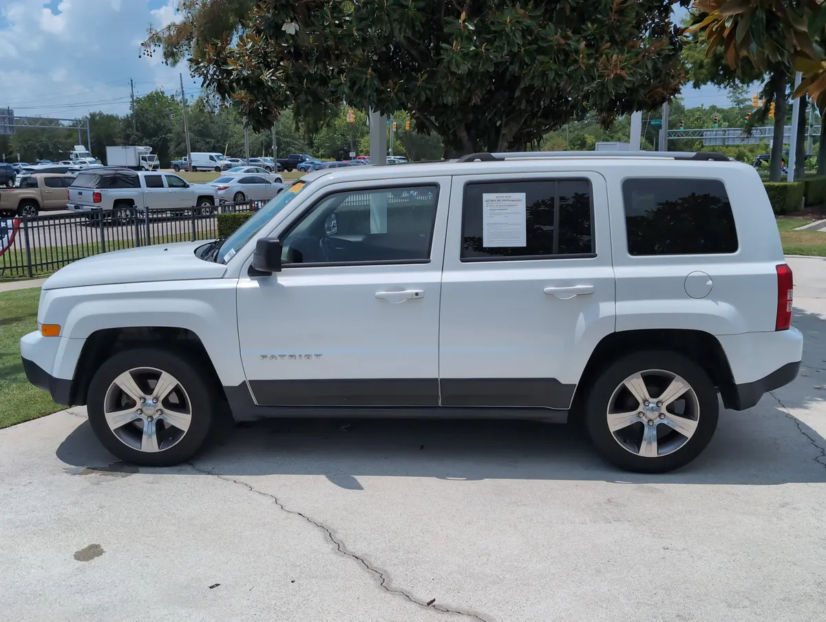 2016 Jeep Patriot High Altitude Edition thumbnail 6