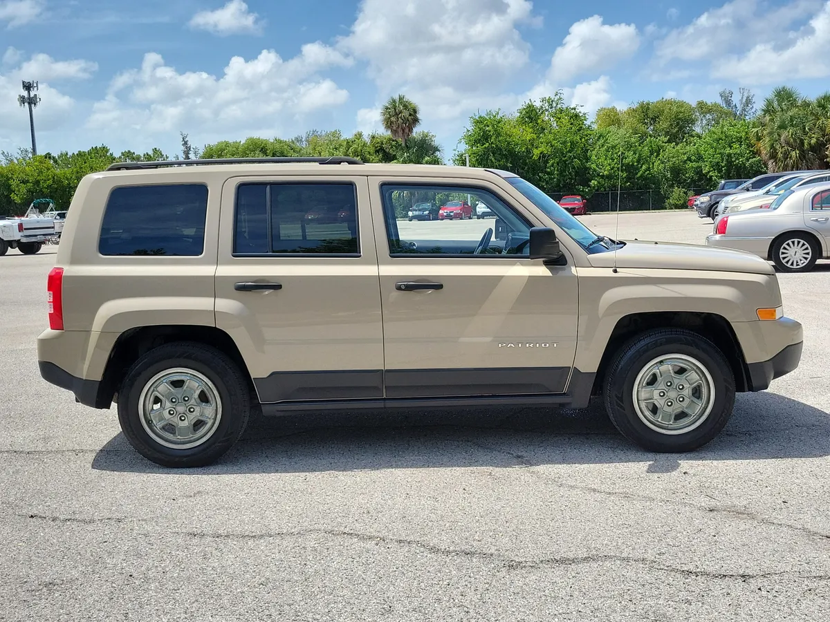 2016 Jeep Patriot Sport thumbnail 10