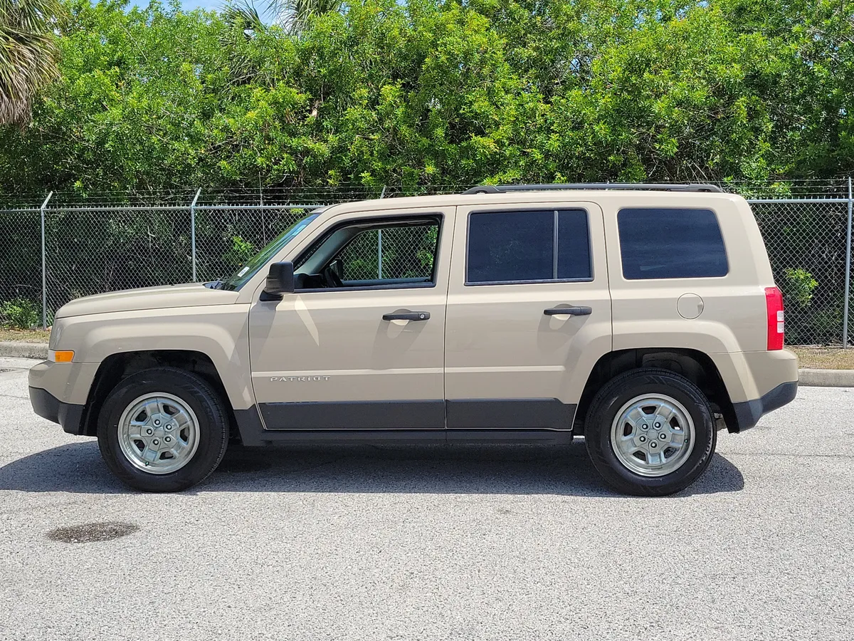 2016 Jeep Patriot Sport thumbnail 6