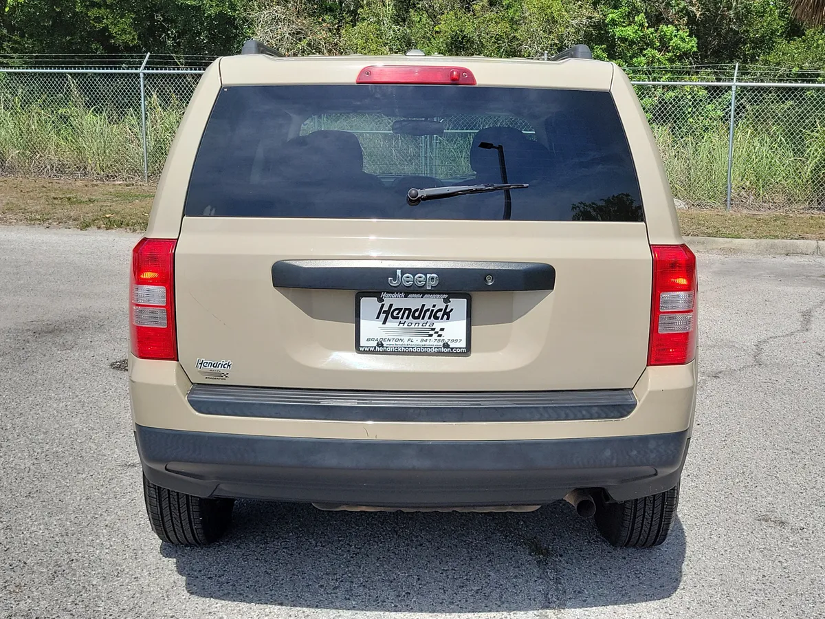 2016 Jeep Patriot Sport thumbnail 8