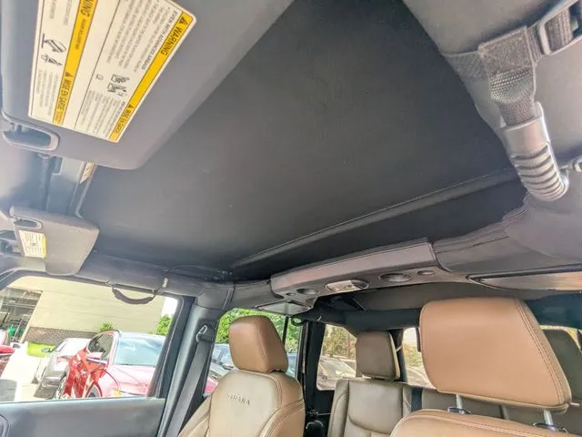 2016 Jeep Wrangler JK Unlimited Sahara 4x4 thumbnail 15