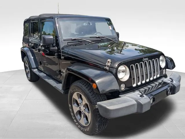 2016 Jeep Wrangler JK Unlimited Sahara 4x4 thumbnail 3