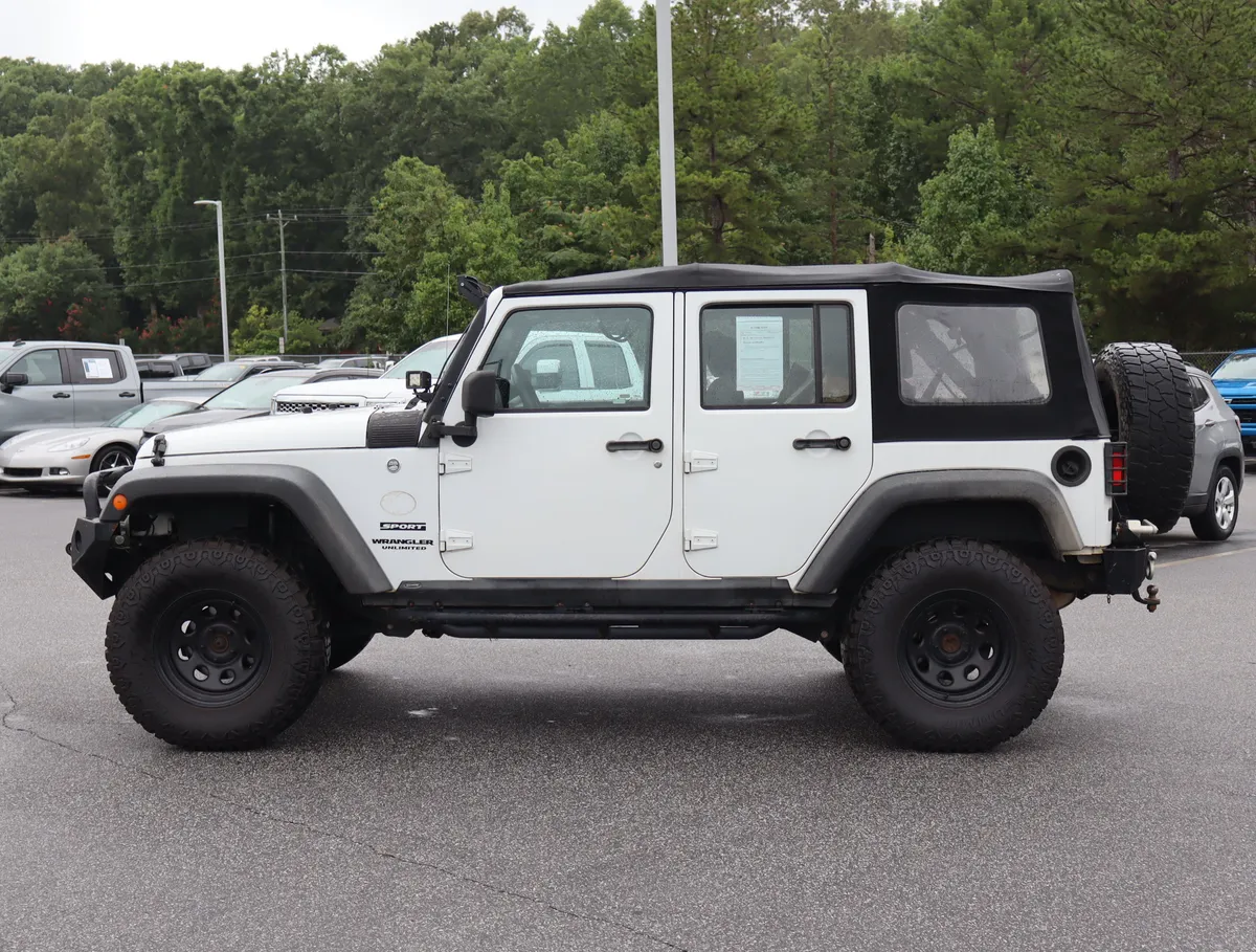 2016 Jeep Wrangler Unlimited Sport thumbnail 5