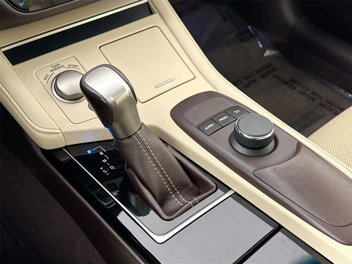 2016 Lexus ES 350 Base thumbnail 26