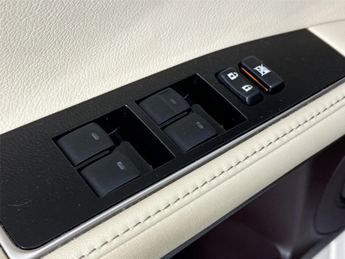 2016 Lexus ES 350 Base thumbnail 27