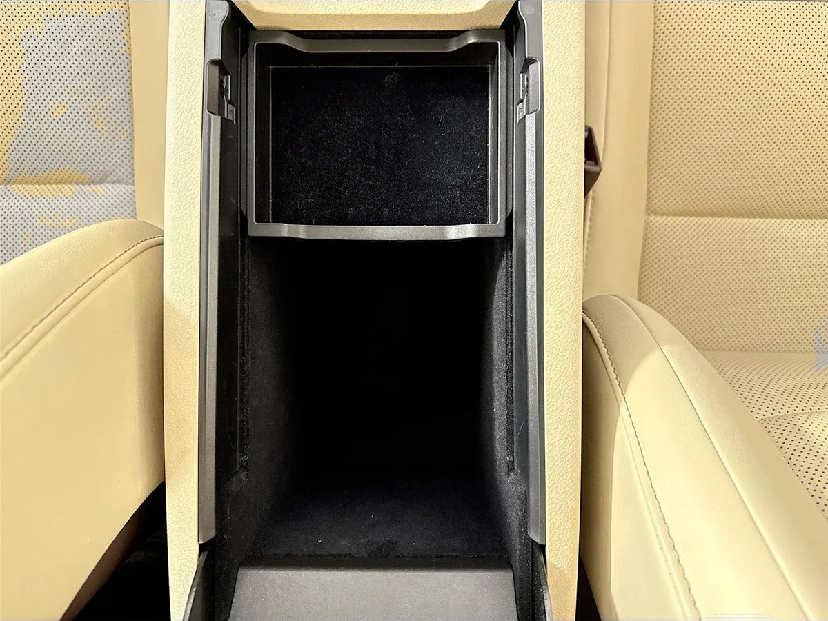 2016 Lexus ES 350 Base thumbnail 32