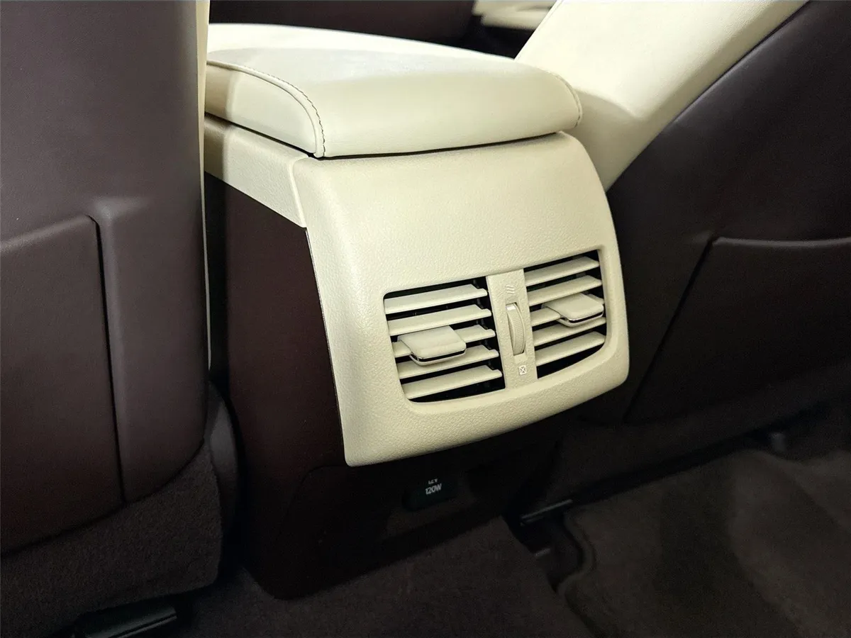 2016 Lexus ES 350 Base thumbnail 33