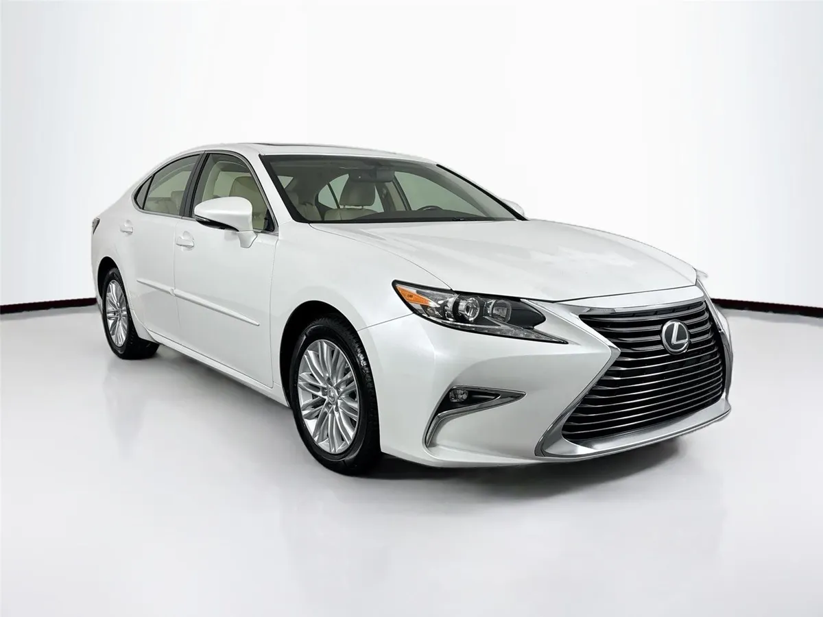 2016 Lexus ES 350 Base thumbnail 8