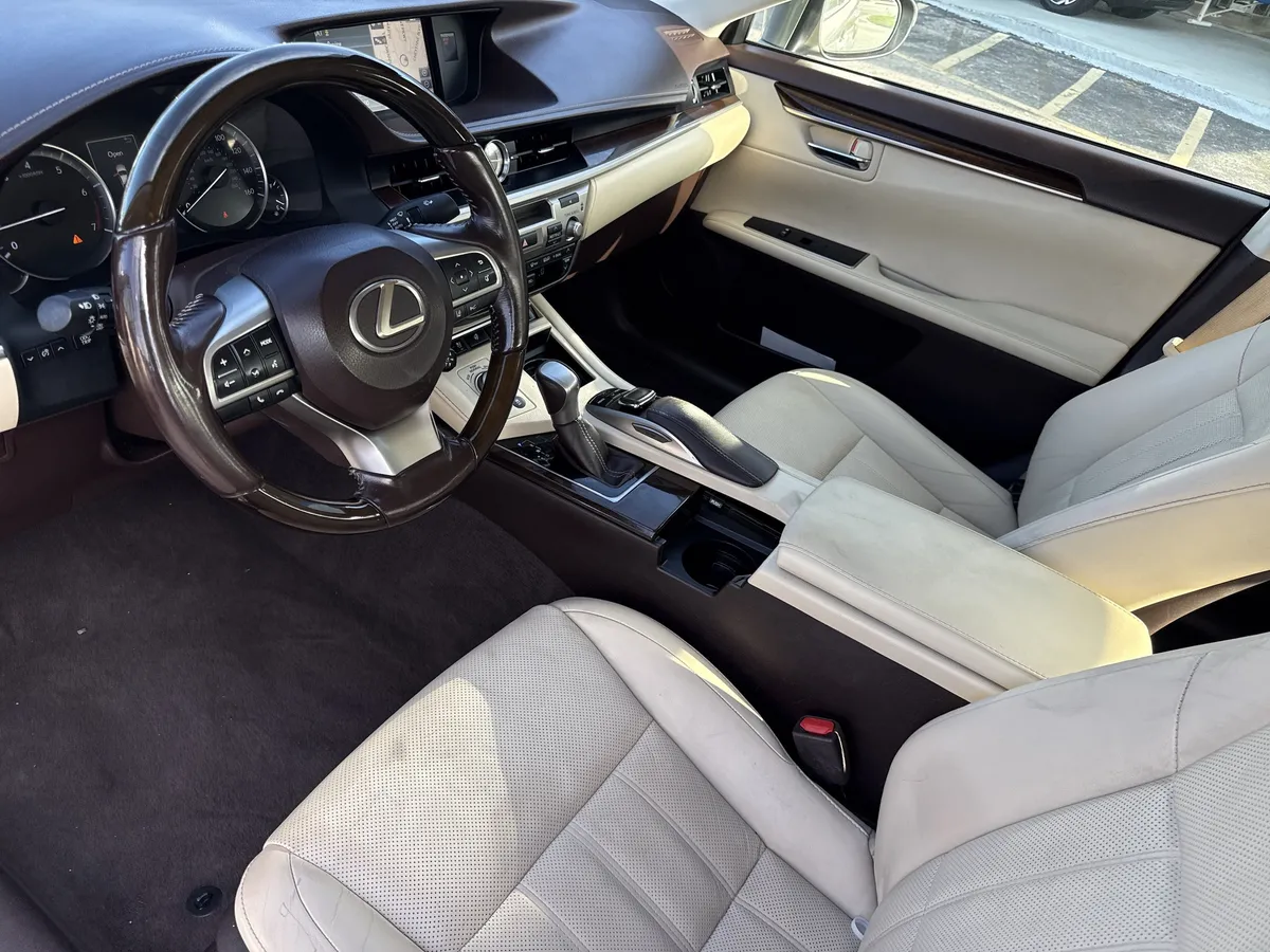 2016 LEXUS ES 350 thumbnail 9
