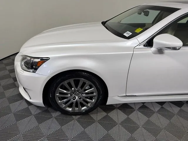 2016 LEXUS LS 460 thumbnail 12