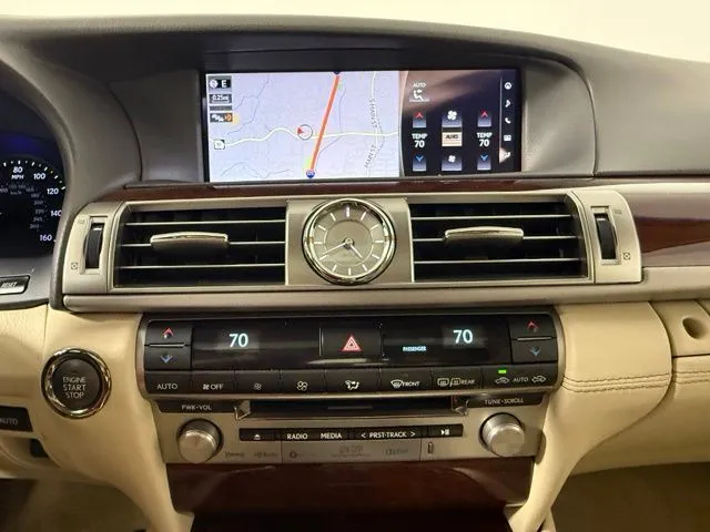 2016 LEXUS LS 460 thumbnail 21