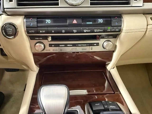 2016 LEXUS LS 460 thumbnail 23