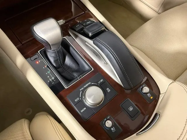 2016 LEXUS LS 460 thumbnail 27