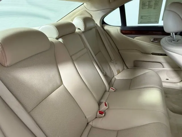 2016 LEXUS LS 460 thumbnail 51