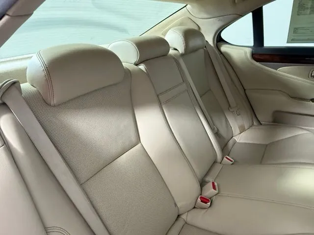 2016 LEXUS LS 460 thumbnail 52
