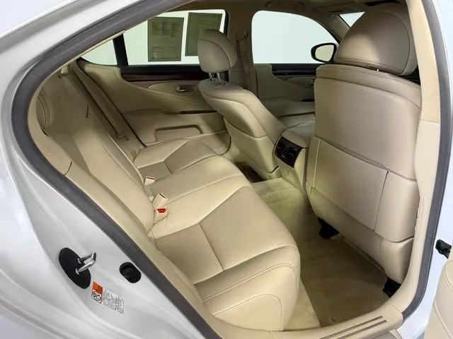 2016 LEXUS LS 460 thumbnail 53