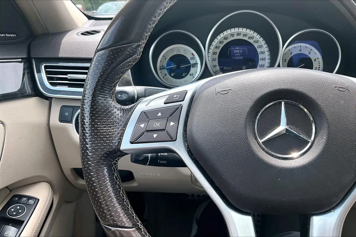 2016 Mercedes-Benz E 350 E 350 Sport thumbnail 24