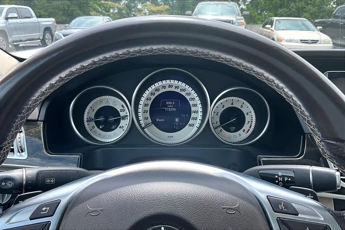 2016 Mercedes-Benz E 350 E 350 Sport thumbnail 26