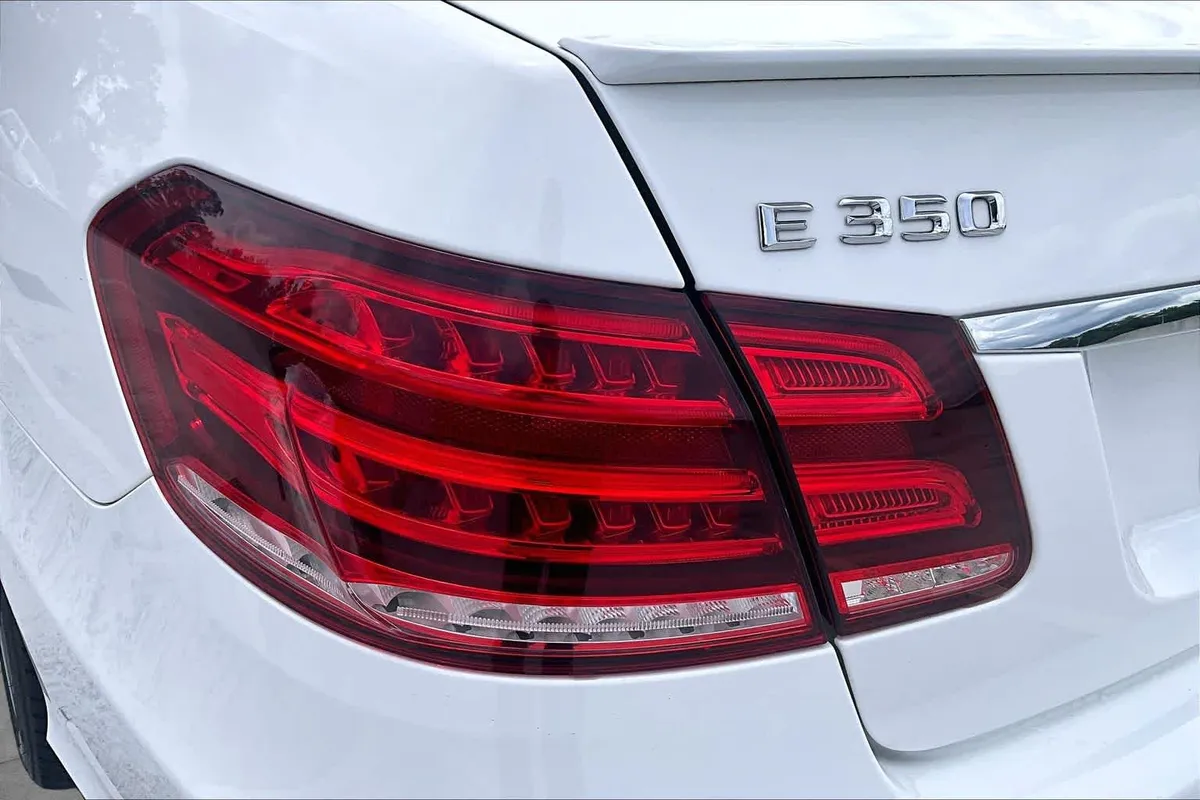 2016 Mercedes-Benz E 350 E 350 Sport thumbnail 29