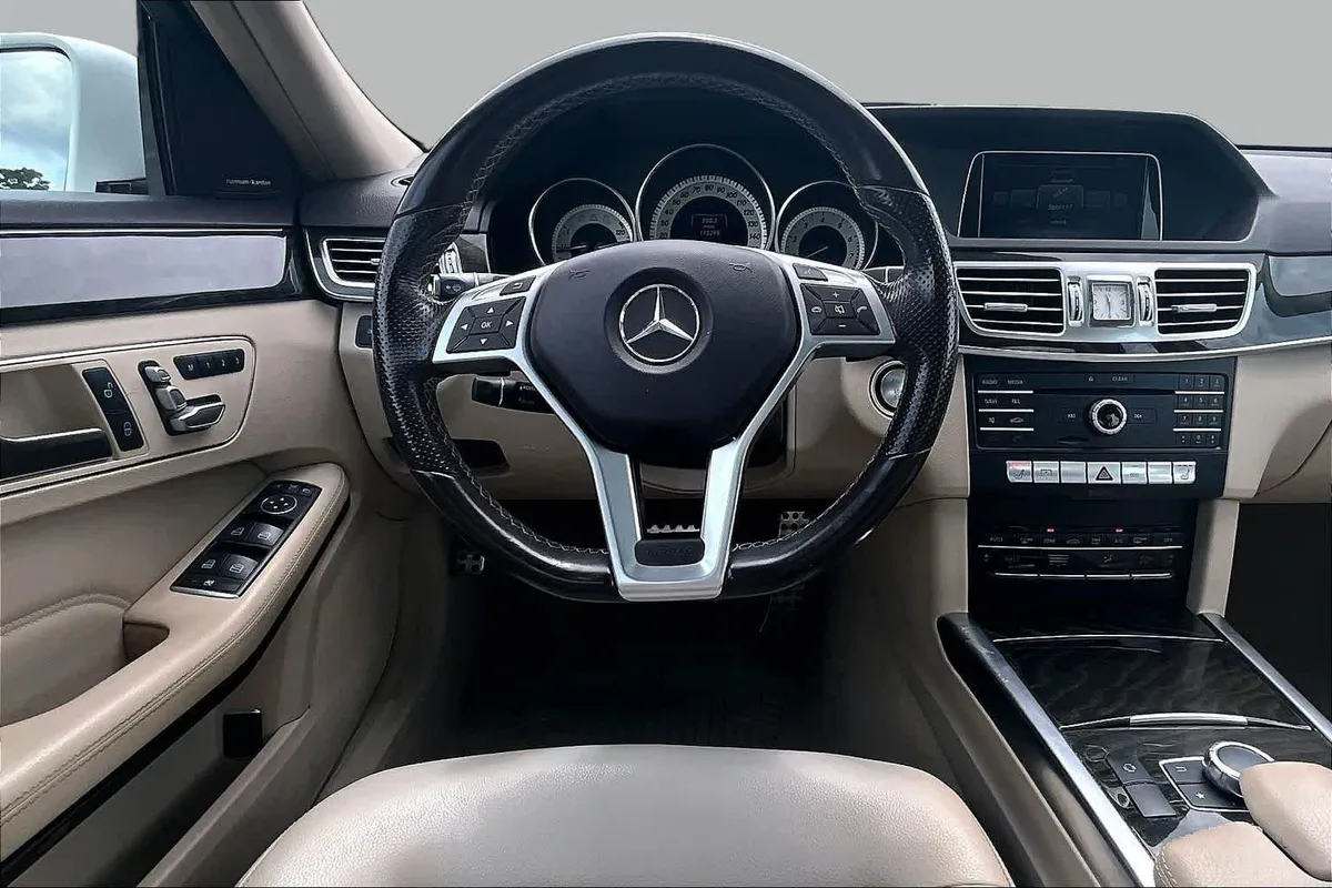 2016 Mercedes-Benz E 350 E 350 Sport thumbnail 6
