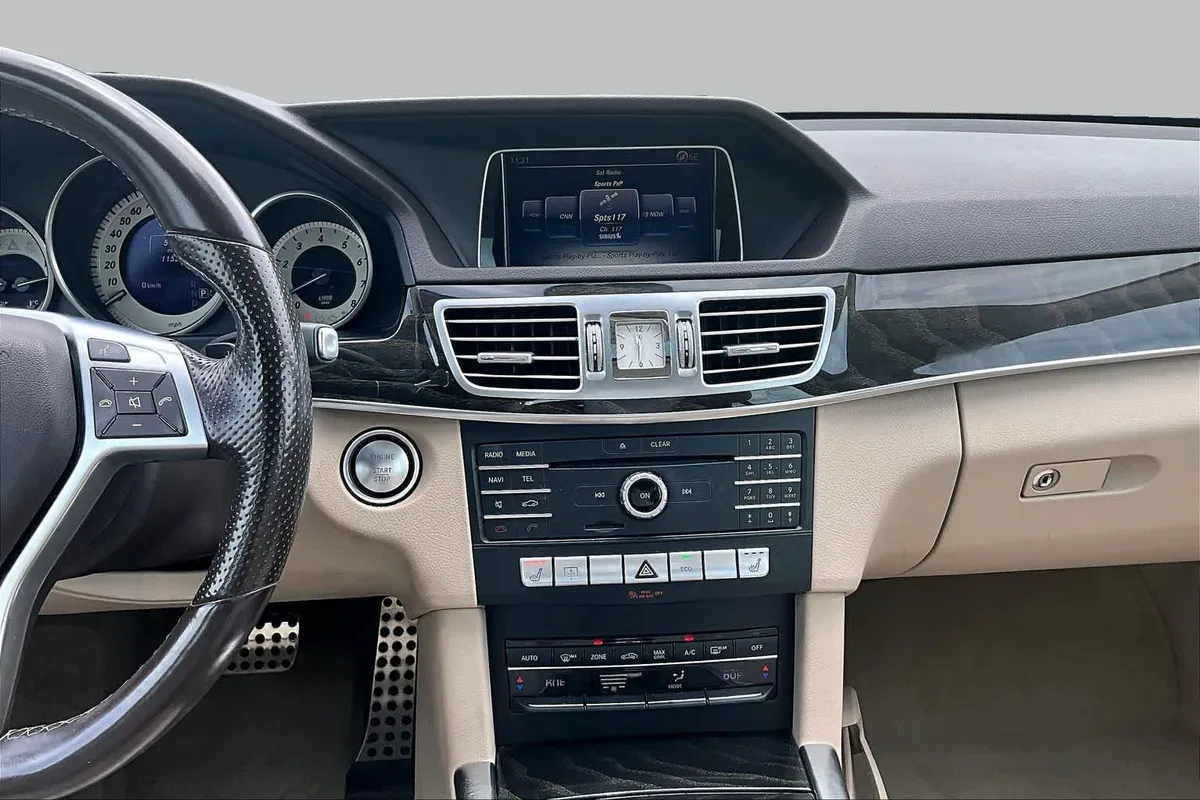 2016 Mercedes-Benz E 350 E 350 Sport thumbnail 7