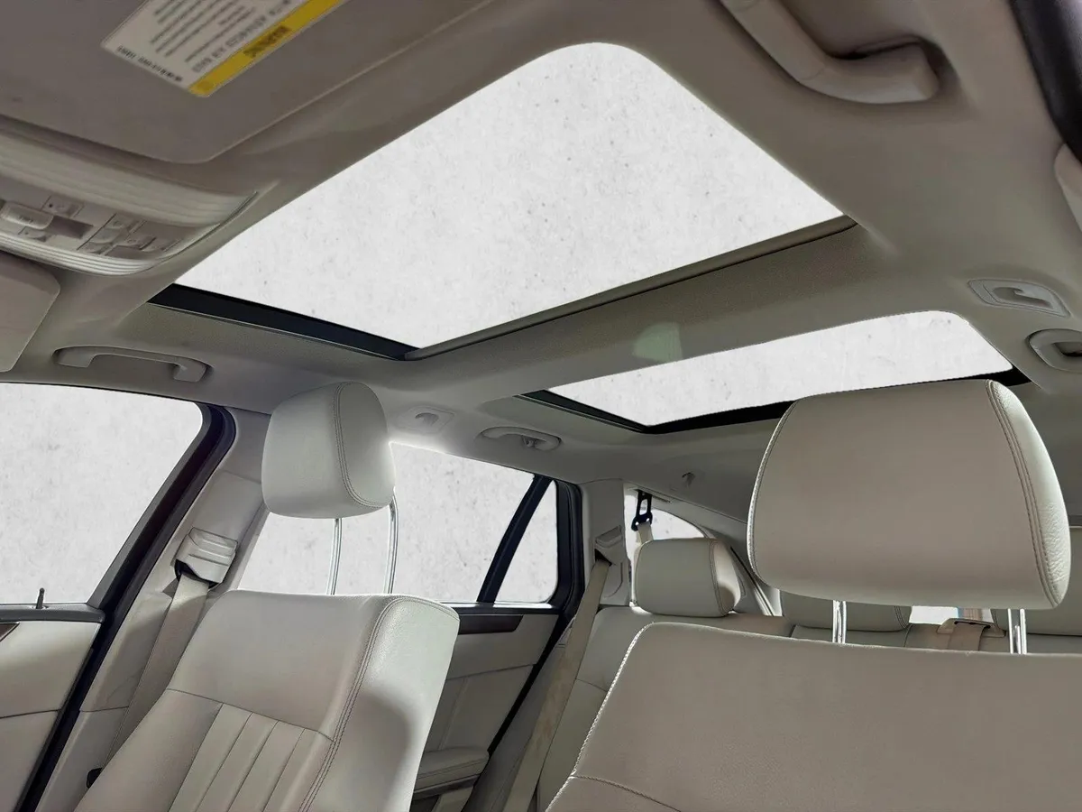2016 Mercedes-Benz E-Class E 350 Luxury thumbnail 2