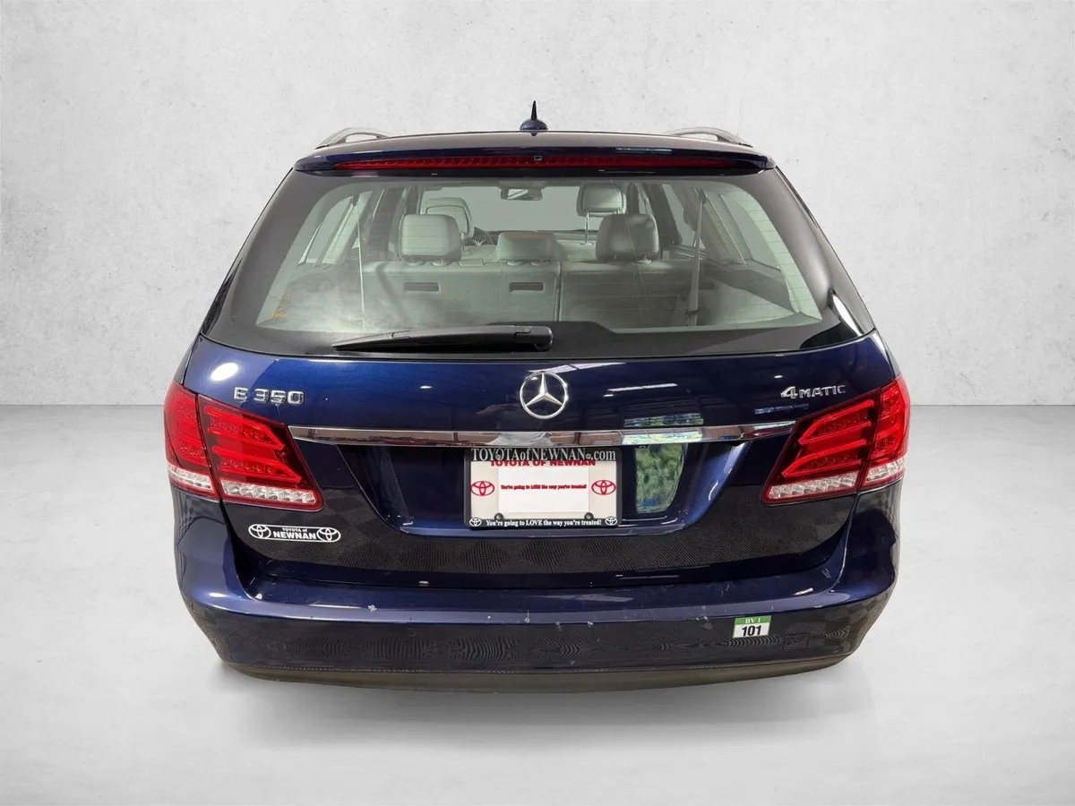 2016 Mercedes-Benz E-Class E 350 Luxury thumbnail 6