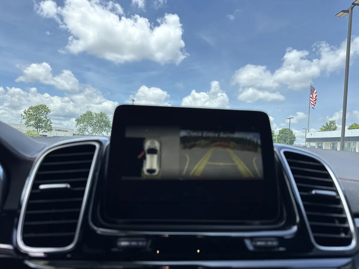 2016 Mercedes-Benz GLE GLE 450 AMG® thumbnail 25