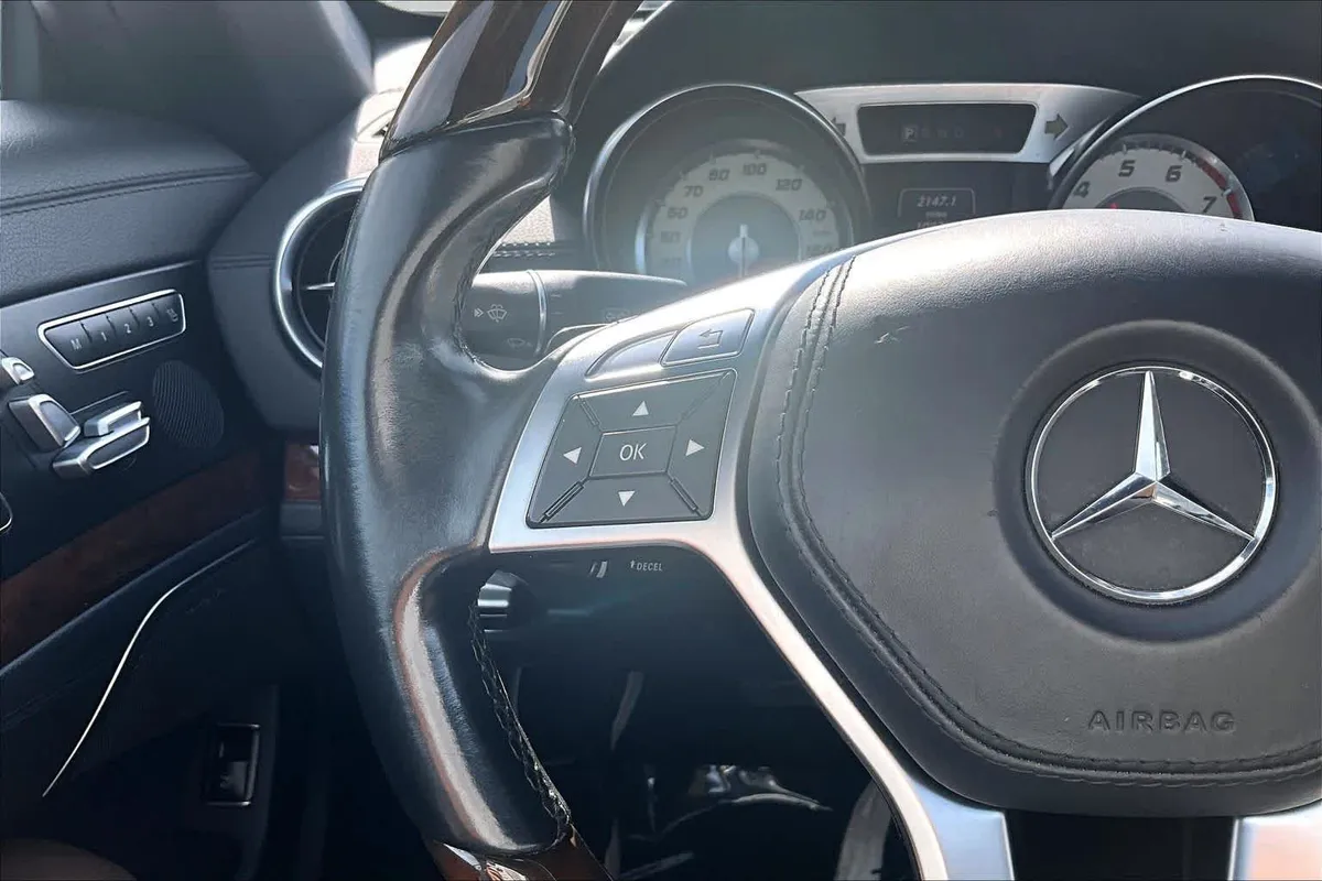 2016 Mercedes-Benz SL 550 SL 550 thumbnail 19