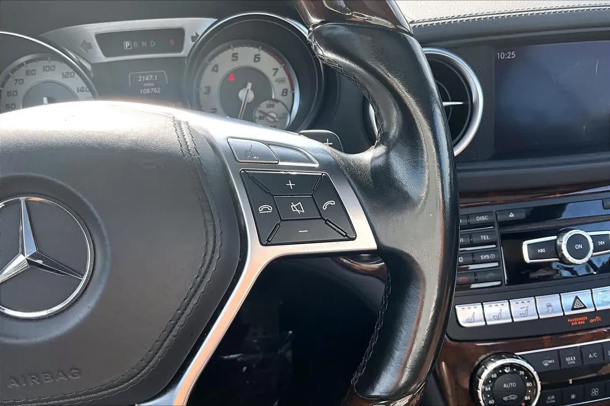 2016 Mercedes-Benz SL 550 SL 550 thumbnail 20