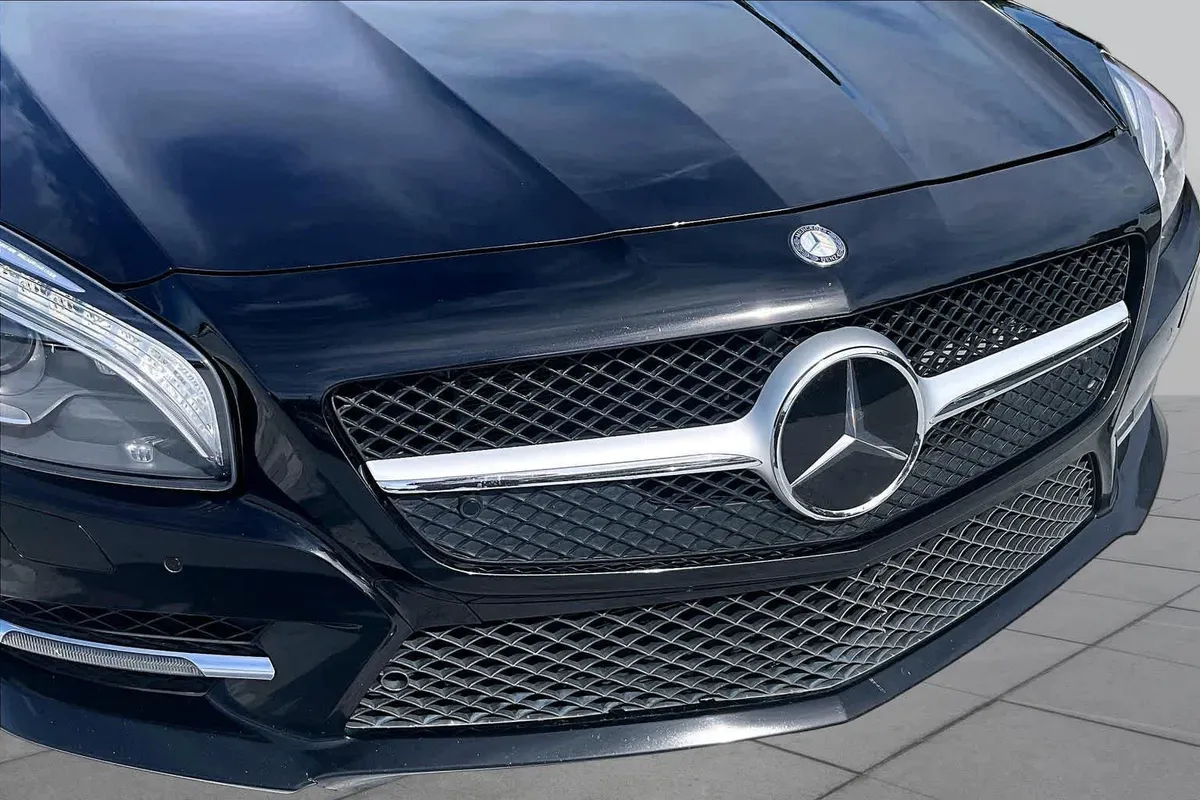 2016 Mercedes-Benz SL 550 SL 550 thumbnail 24