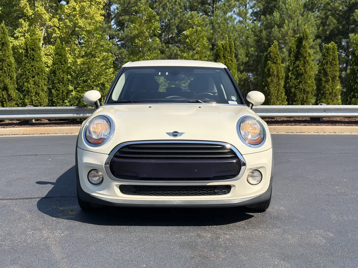 2016 MINI Cooper Hardtop 4 Door thumbnail 11