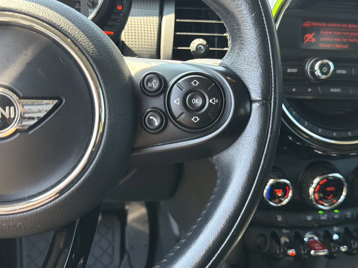 2016 MINI Cooper Hardtop 4 Door thumbnail 29