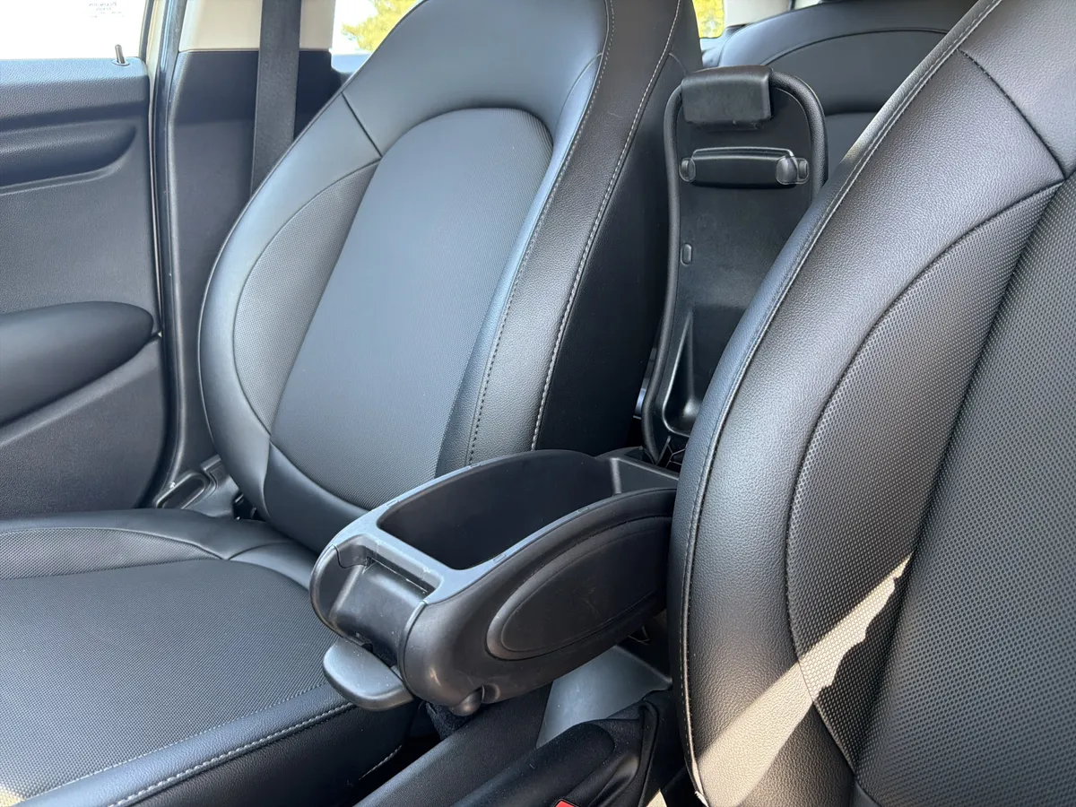 2016 MINI Cooper Hardtop 4 Door thumbnail 34