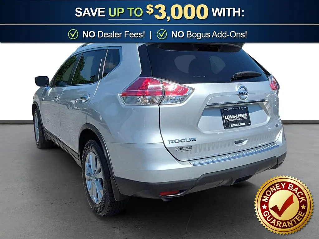 2016 Nissan Rogue SV thumbnail 4