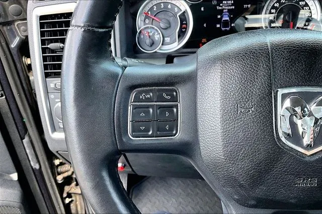 2016 Ram 1500 Big Horn thumbnail 10