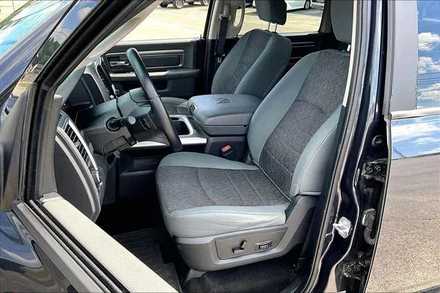 2016 Ram 1500 Big Horn thumbnail 18