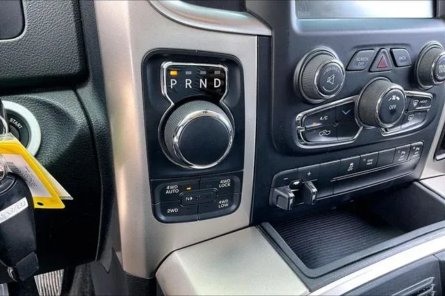 2016 Ram 1500 Big Horn thumbnail 24