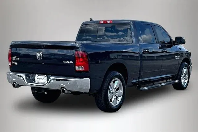 2016 Ram 1500 Big Horn thumbnail 5