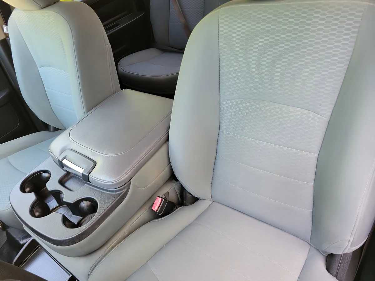 2016 Ram 1500 Tradesman thumbnail 11