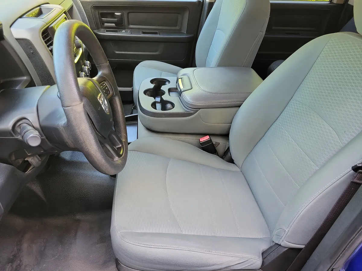 2016 Ram 1500 Tradesman thumbnail 9