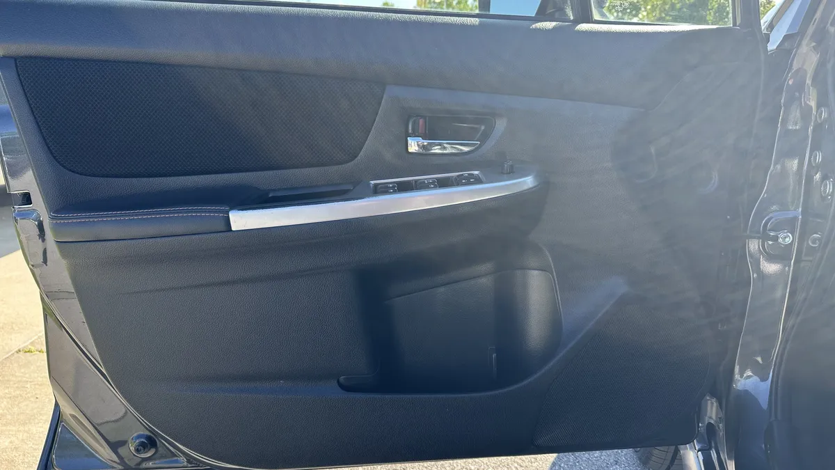 2016 Subaru Crosstrek Premium thumbnail 17
