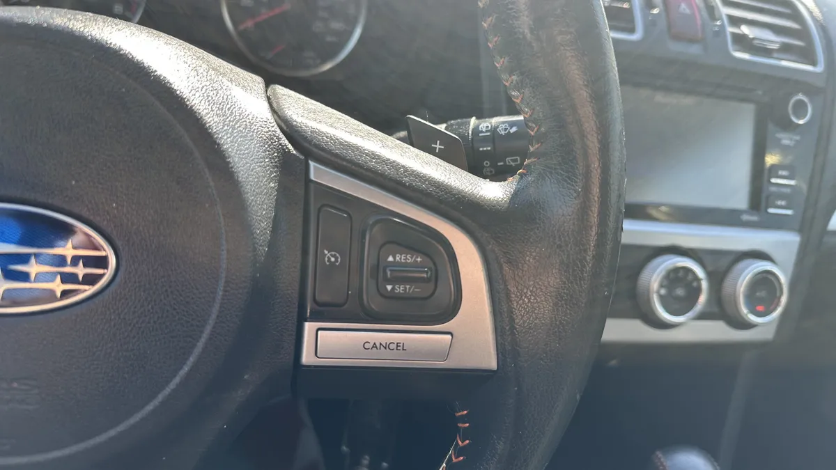 2016 Subaru Crosstrek Premium thumbnail 22