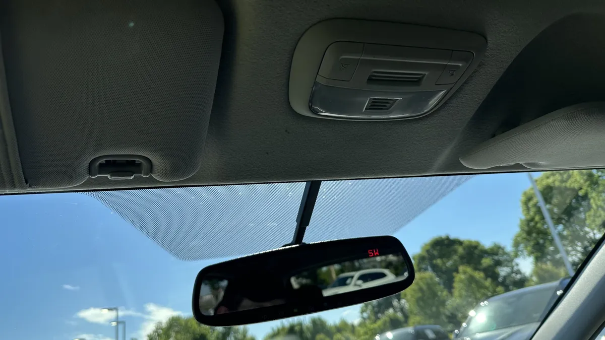2016 Subaru Crosstrek Premium thumbnail 28