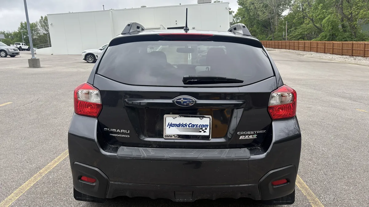 2016 Subaru Crosstrek Premium thumbnail 8